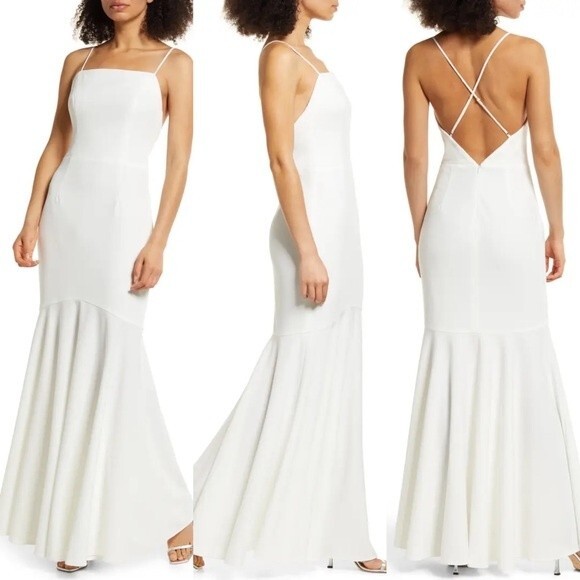 NWOT Elliatt White Collins Mermaid Gown Medium - Picture 1 of 7